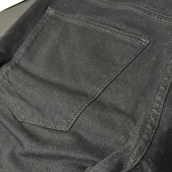 Universal Thread High Rise,slim straight,No Fade,stretch 5 Pocket,Belt loop - Picture 3 of 7